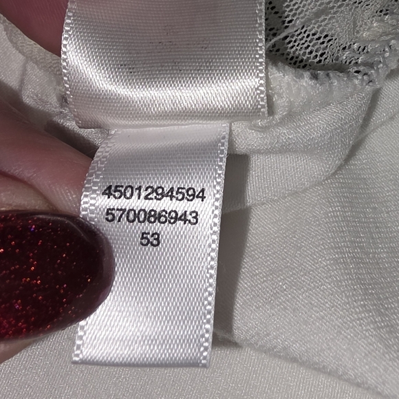 White House Black Market Lace Embroidered Top Size Small Black White Elegant - Picture 7 of 8